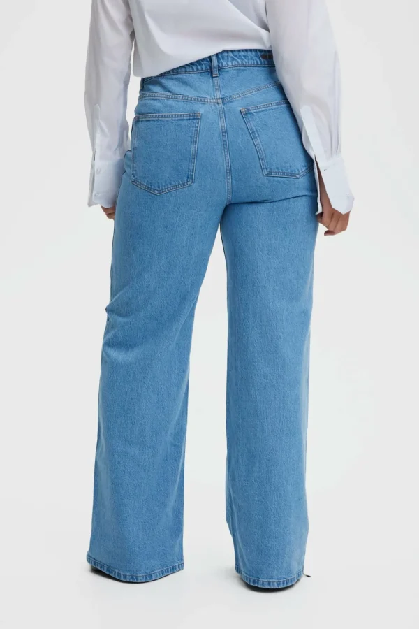 Auragz Jeans>Gestuz Fashion