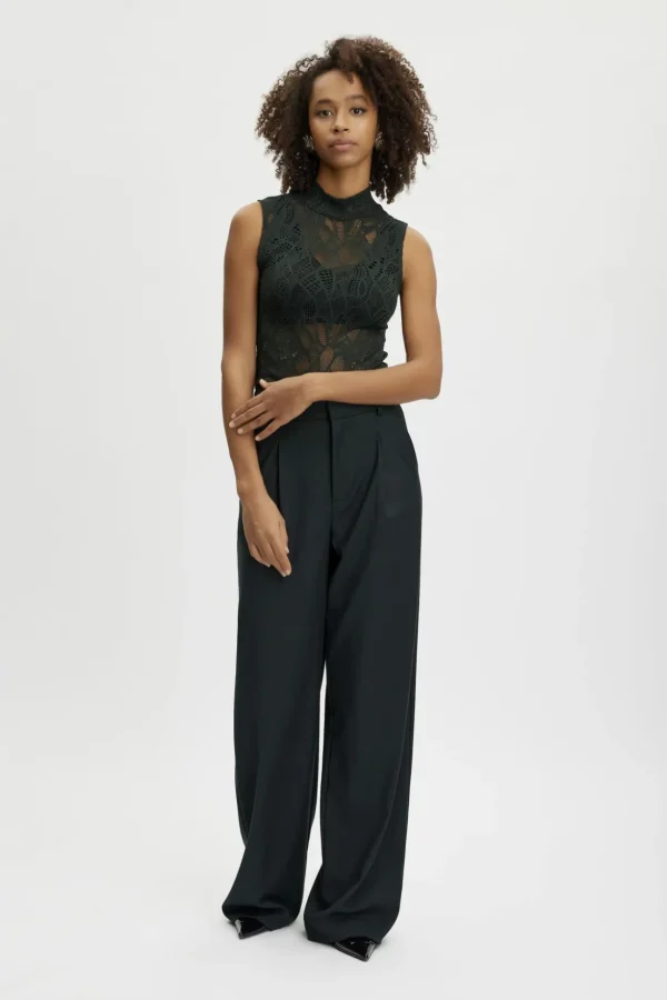 Hilmagz Top>Gestuz Store